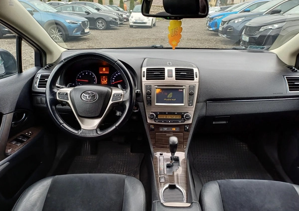 Toyota Avensis cena 32999 przebieg: 299000, rok produkcji 2013 z Czerniejewo małe 172